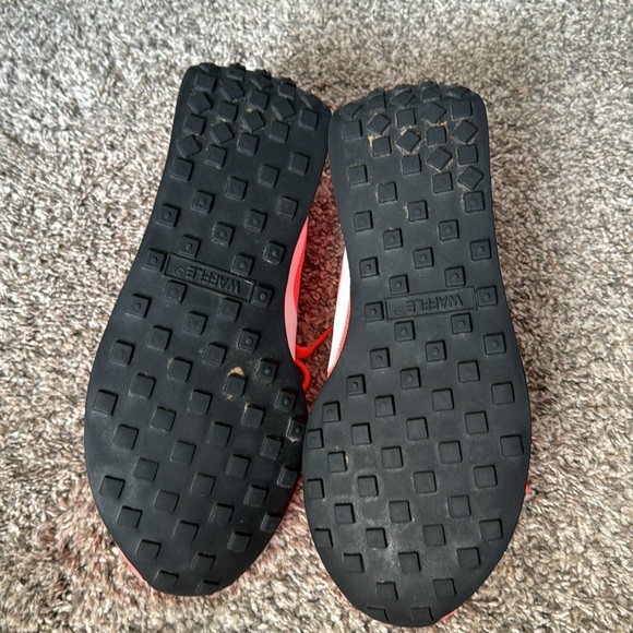 Nike Elite Tape Waffle Running Shoes - Picture 6 of 6